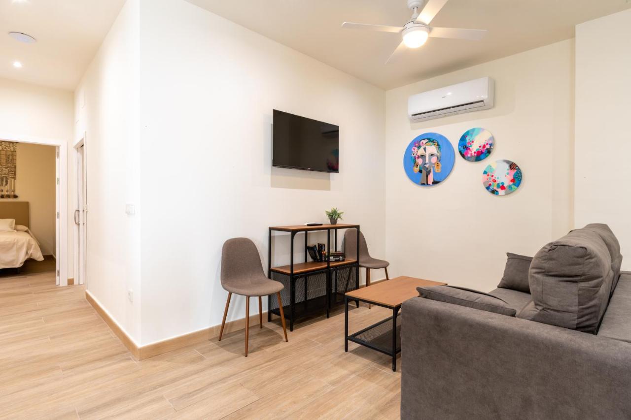 Apartamentos Cervantes 17 塞维利亚 外观 照片
