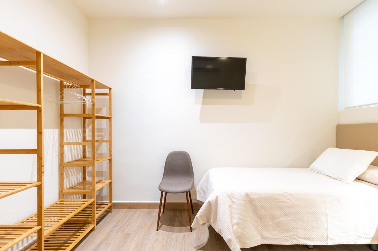 Apartamentos Cervantes 17 塞维利亚 外观 照片