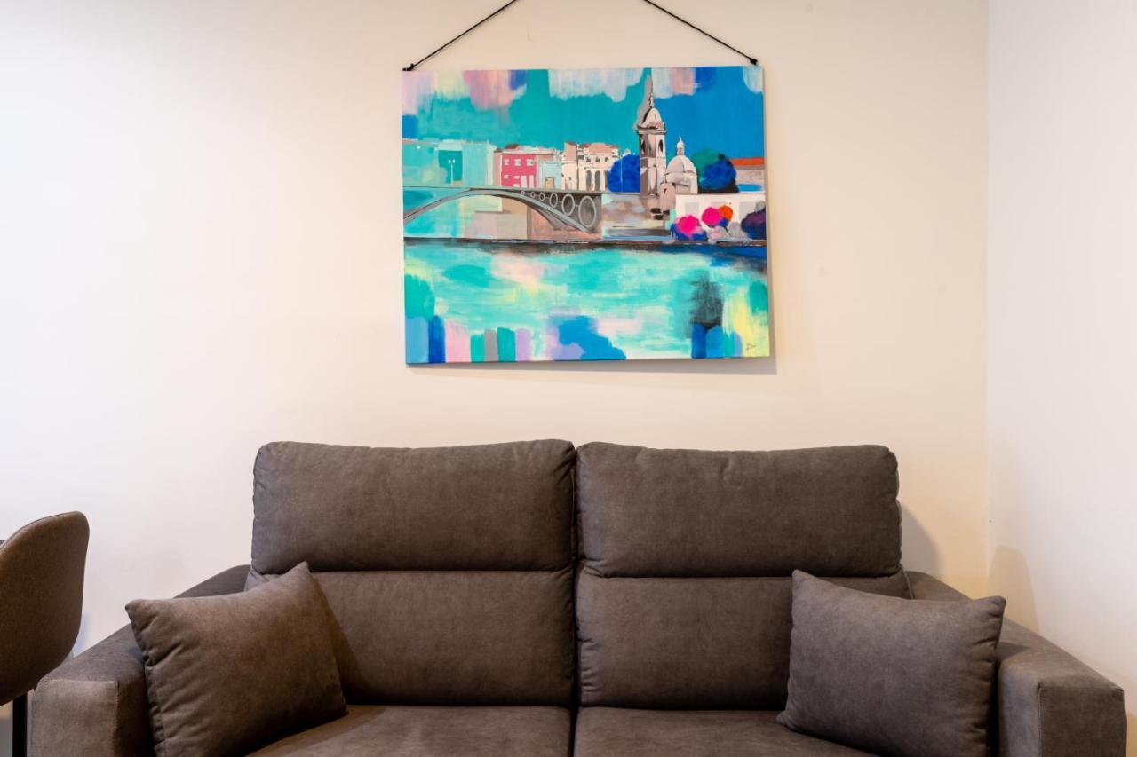 Apartamentos Cervantes 17 塞维利亚 外观 照片