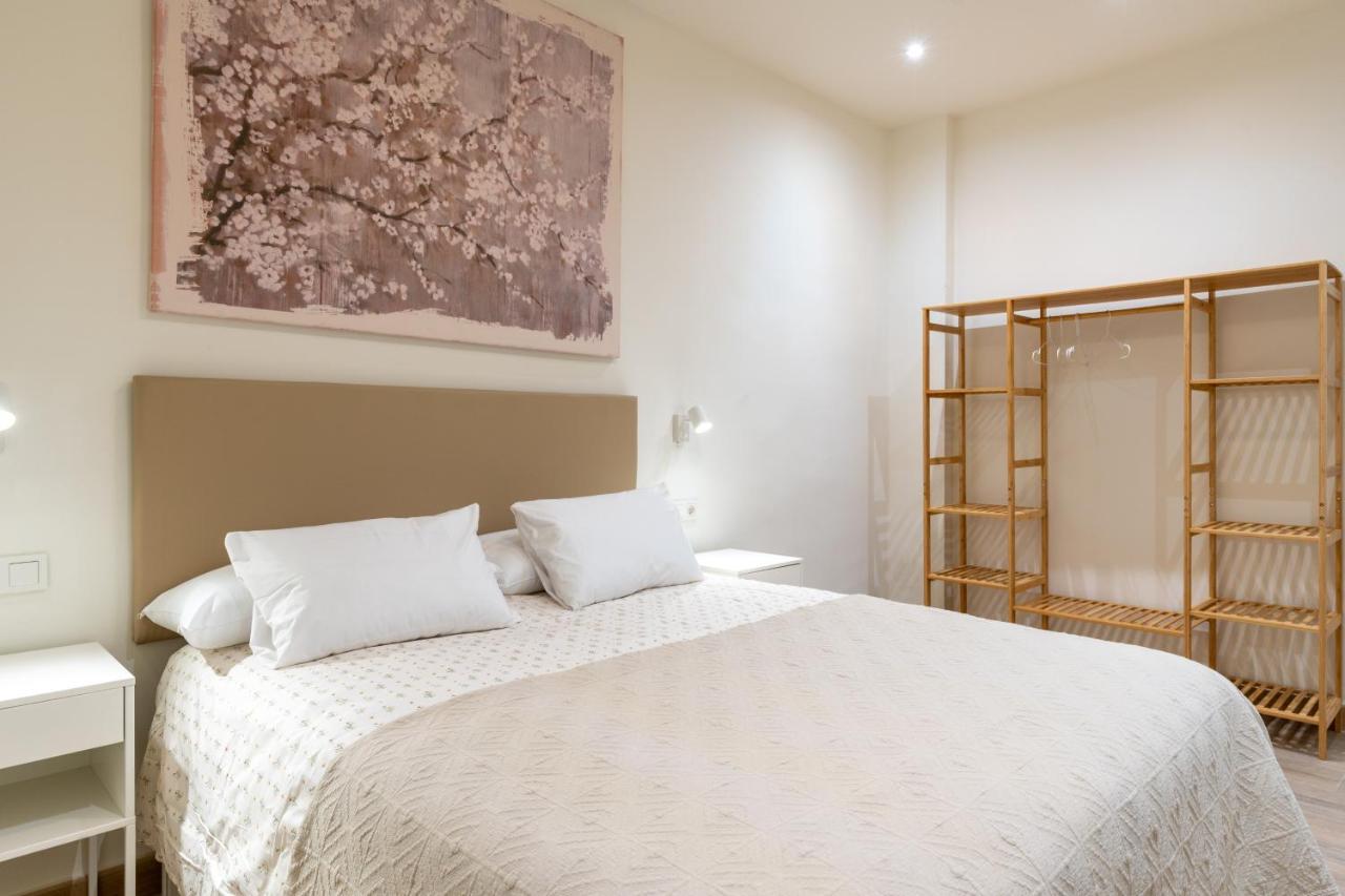 Apartamentos Cervantes 17 塞维利亚 外观 照片