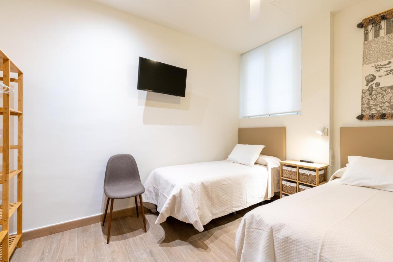 Apartamentos Cervantes 17 塞维利亚 外观 照片