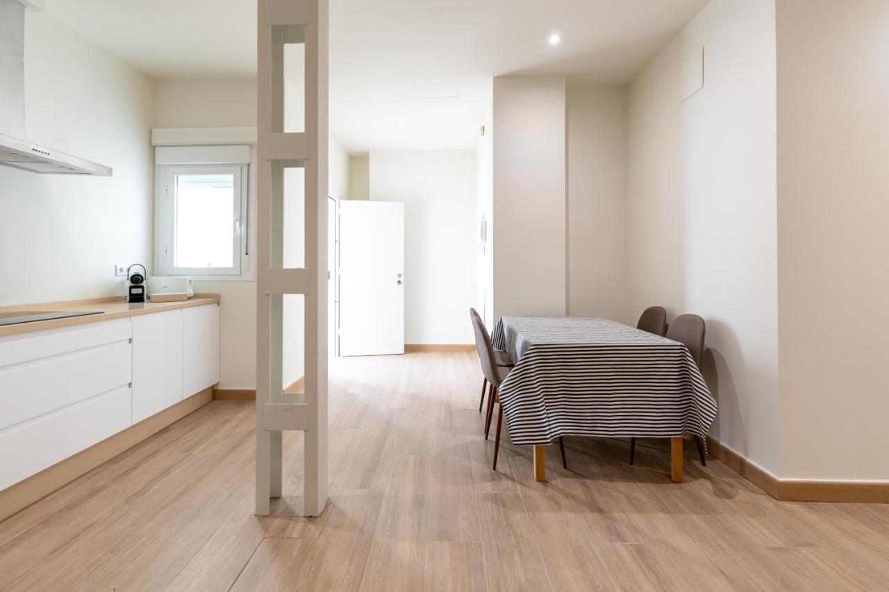 Apartamentos Cervantes 17 塞维利亚 外观 照片