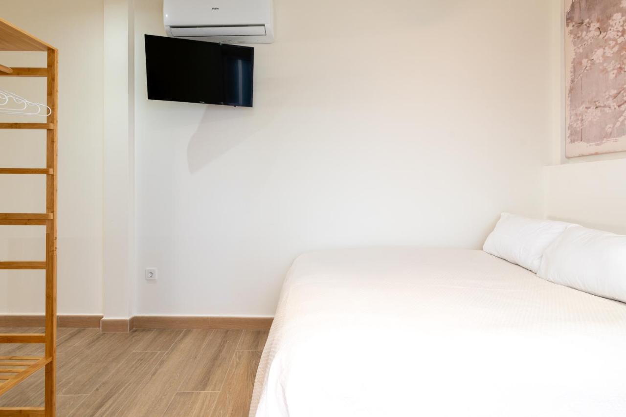 Apartamentos Cervantes 17 塞维利亚 外观 照片